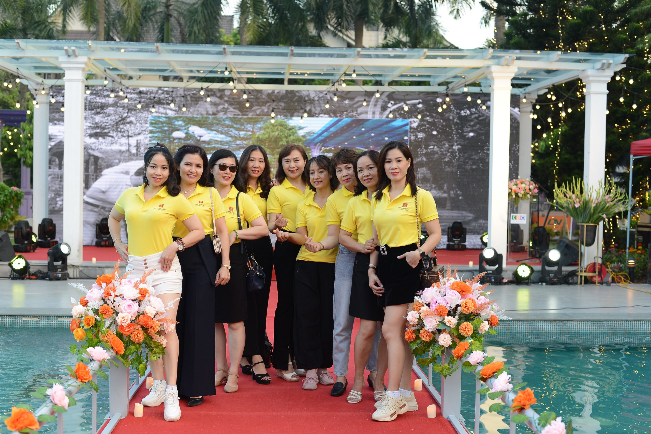 Cùng nhau lưu giữ lại những pic kỳ niệm này
