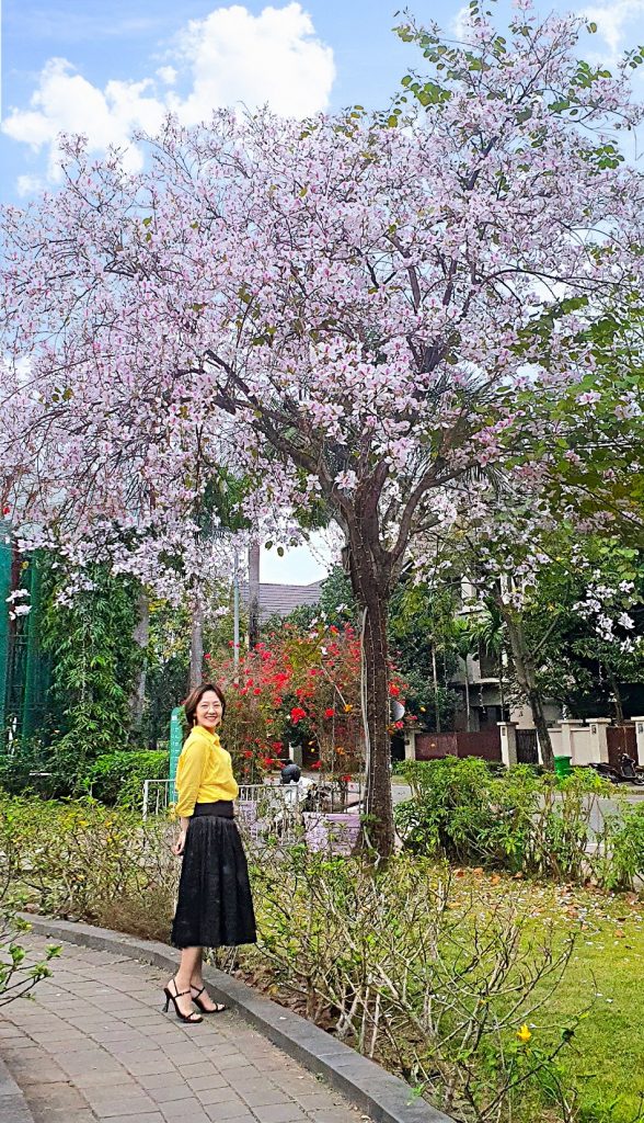 Khách hàng SunGlow xinh đẹp và rạng rỡ
